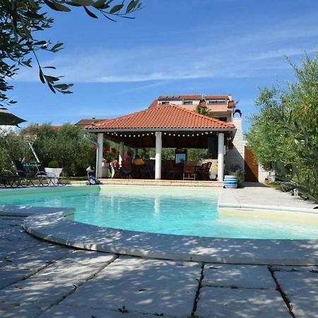 Family Friendly Apartments With A Swimming Pool Povljana, Pag - 244 Eksteriør billede