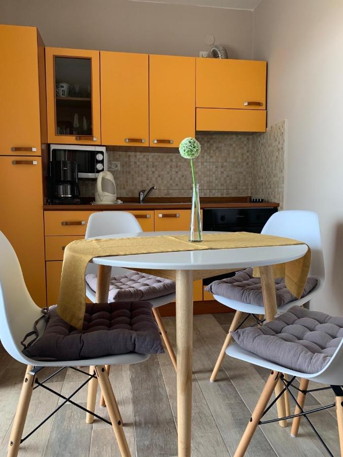 Family Friendly Apartments With A Swimming Pool Povljana, Pag - 244 Eksteriør billede
