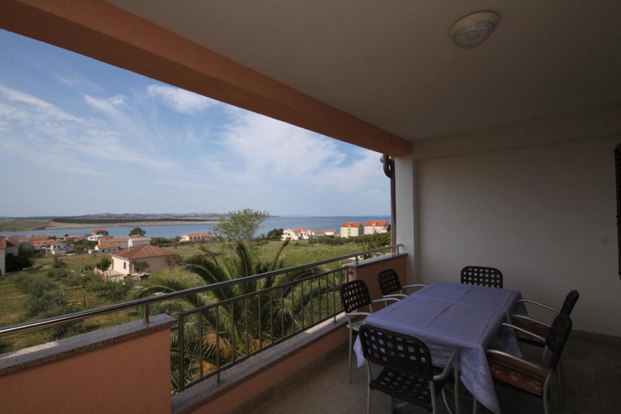Family Friendly Apartments With A Swimming Pool Povljana, Pag - 244 Eksteriør billede