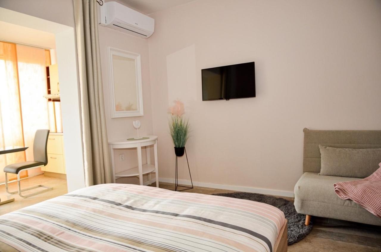 Family Friendly Apartments With A Swimming Pool Povljana, Pag - 244 Værelse billede