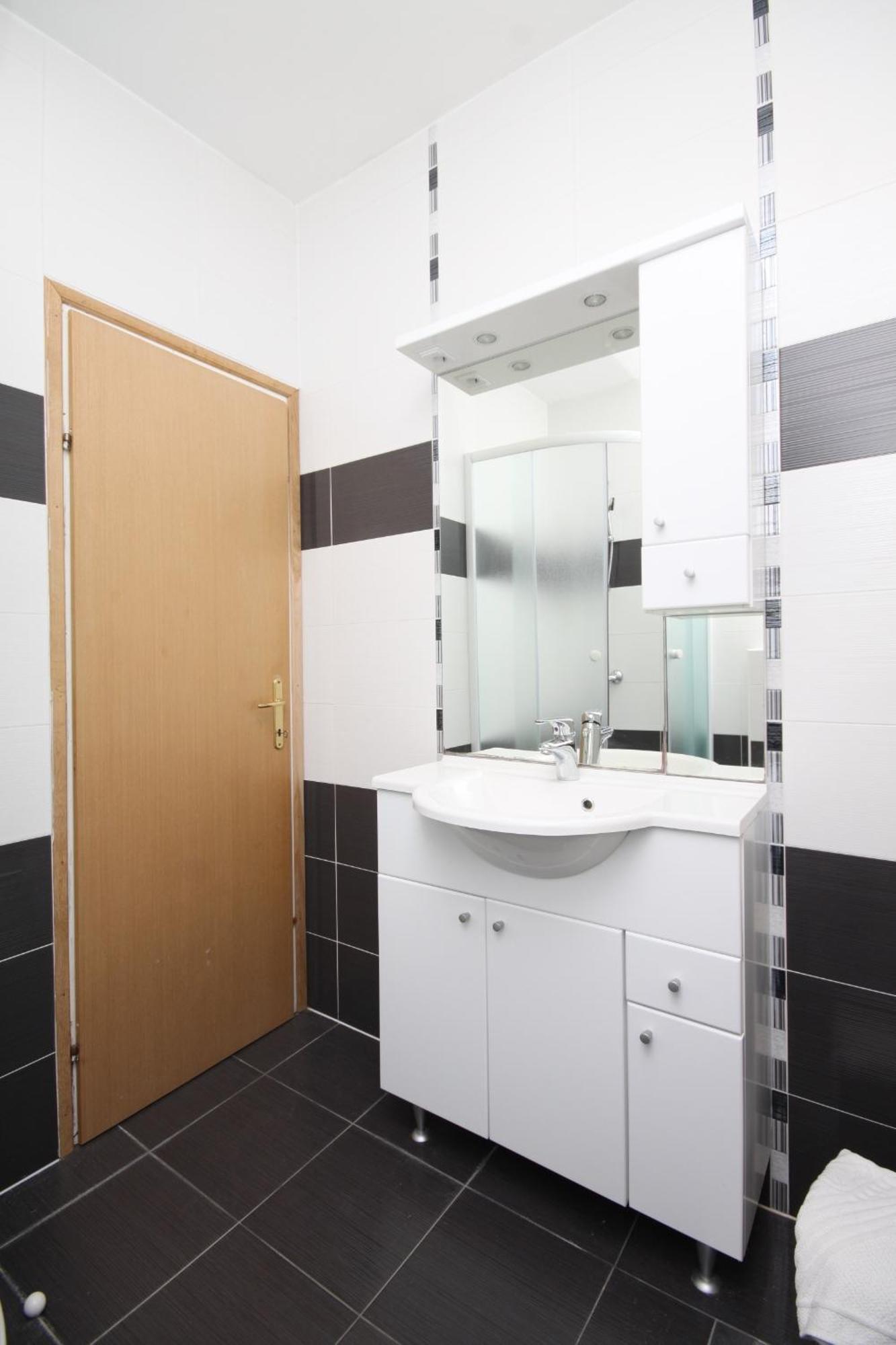 Family Friendly Apartments With A Swimming Pool Povljana, Pag - 244 Værelse billede